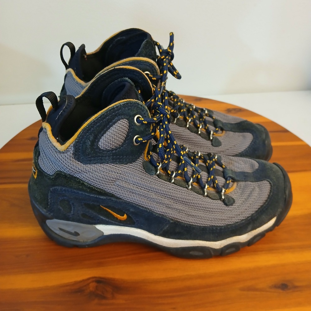 Vintage Nike ACG Hiking Boots Men 7.5 Gray Trail Boots Waterproof Outdoors Y2K - Picture 3 of 9